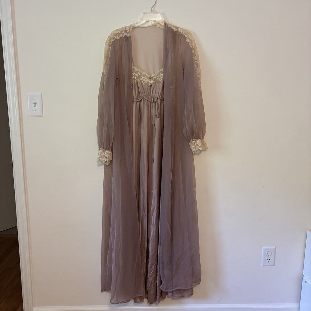 Vintage Glydon's Hollywood Peignoir Set Nightgown Robe Mauve Size Med Nylon Lace